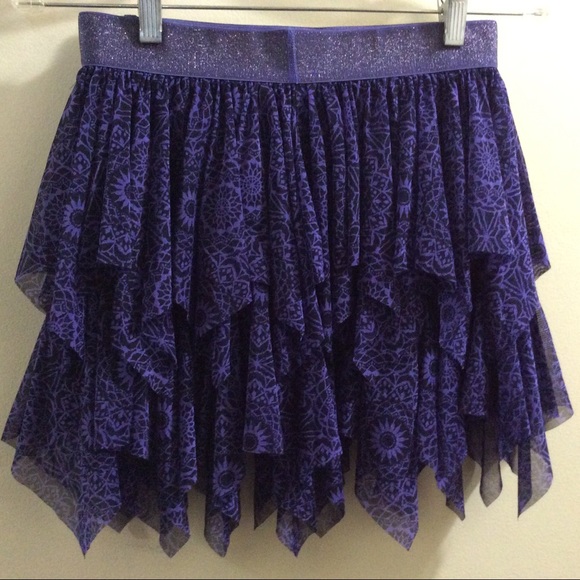 Ivivva Athletica (Lululemon) girls skirt - Picture 3 of 8